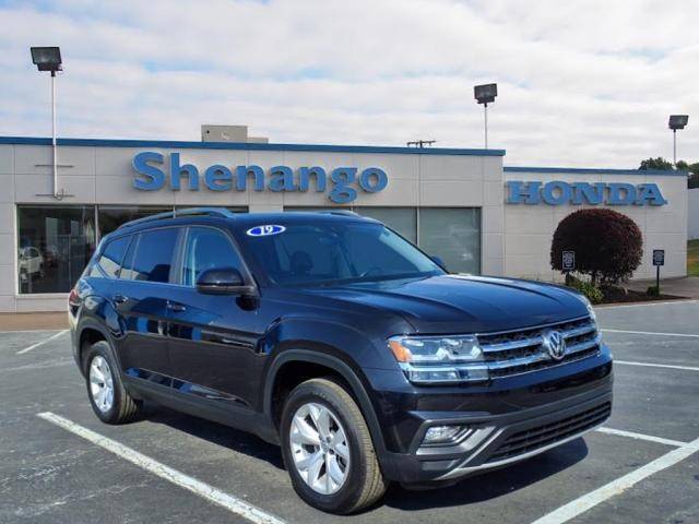 2019 Volkswagen Atlas 3.6L V6 SE w/Technology AWD photo