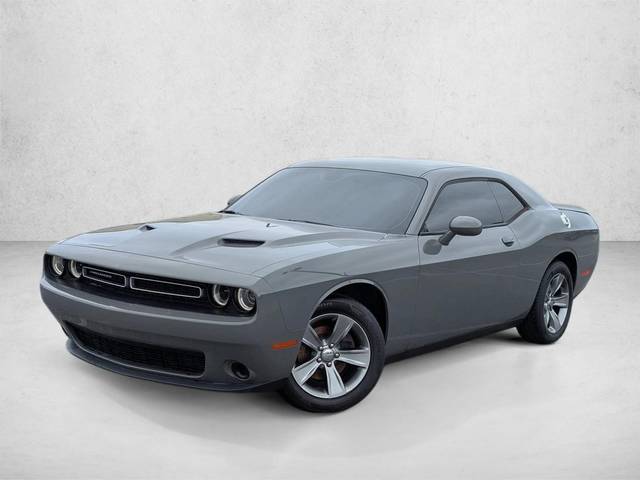 2019 Dodge Challenger SXT RWD photo