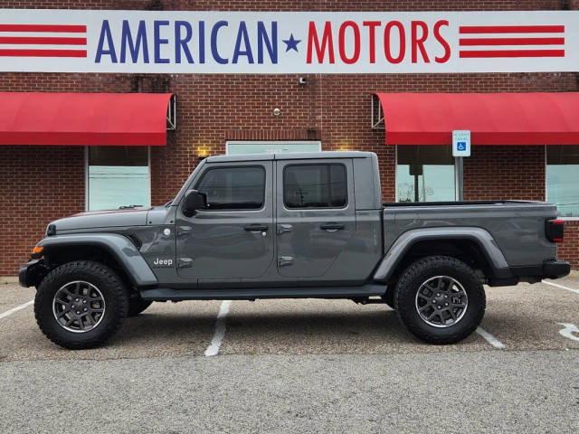 2020 Jeep Gladiator Overland 4WD photo