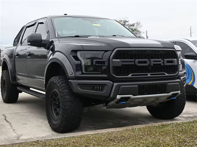 2017 Ford F-150 Raptor 4WD photo