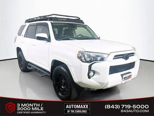 2020 Toyota 4Runner SR5 4WD photo