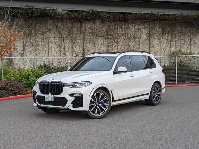 2020 BMW X7 M50i AWD photo