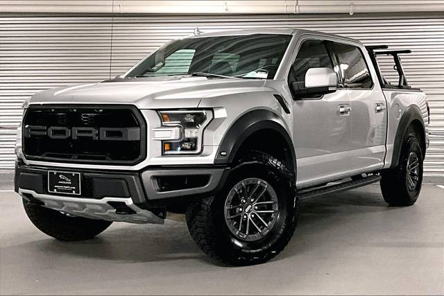 2019 Ford F-150 Raptor 4WD photo