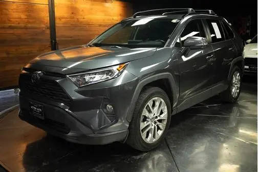 2019 Toyota RAV4 XLE Premium FWD photo