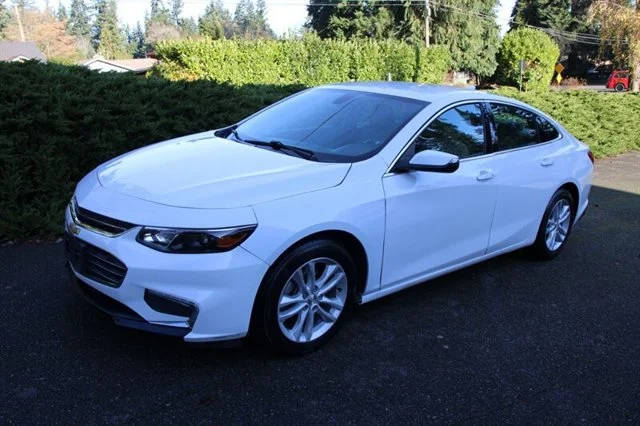 2018 Chevrolet Malibu LT FWD photo