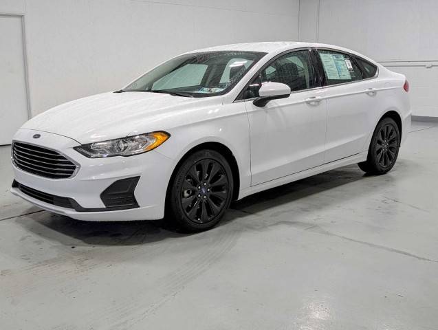 2020 Ford Fusion SE AWD photo