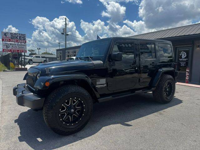 2015 Jeep Wrangler Unlimited Sahara 4WD photo