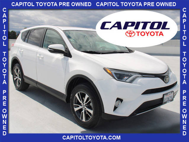 2018 Toyota RAV4 XLE FWD photo