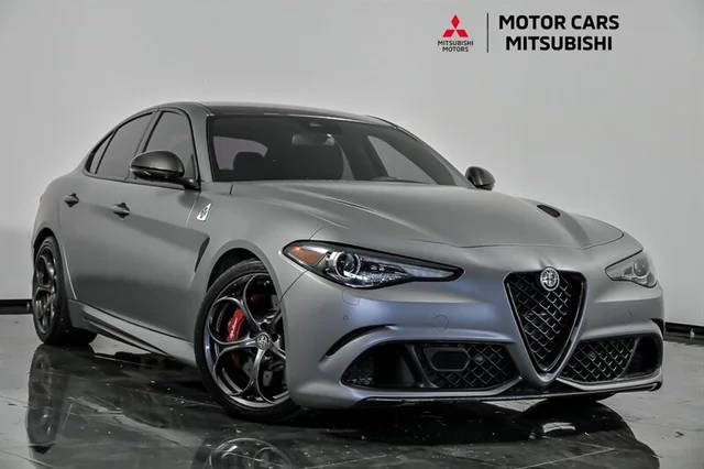 2019 Alfa Romeo Giulia Quadrifoglio RWD photo