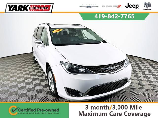 2020 Chrysler Pacifica Minivan Limited FWD photo