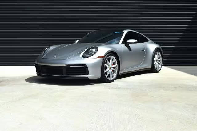 2020 Porsche 911 Carrera 4S AWD photo