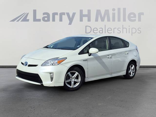 2015 Toyota Prius Four FWD photo