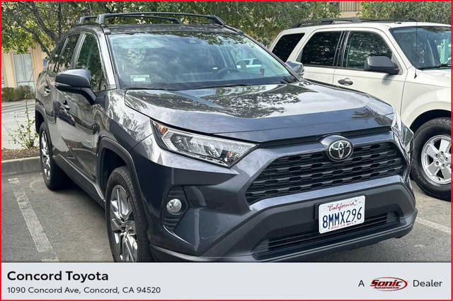 2019 Toyota RAV4 XLE Premium FWD photo