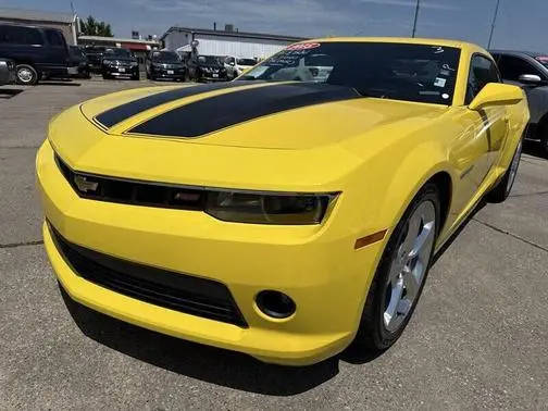 2015 Chevrolet Camaro LT RWD photo