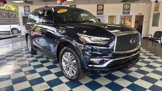 2018 Infiniti QX80  4WD photo