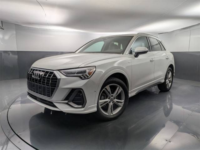 2020 Audi Q3 S line Prestige AWD photo