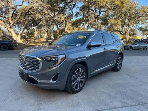 2020 GMC Terrain Denali FWD photo