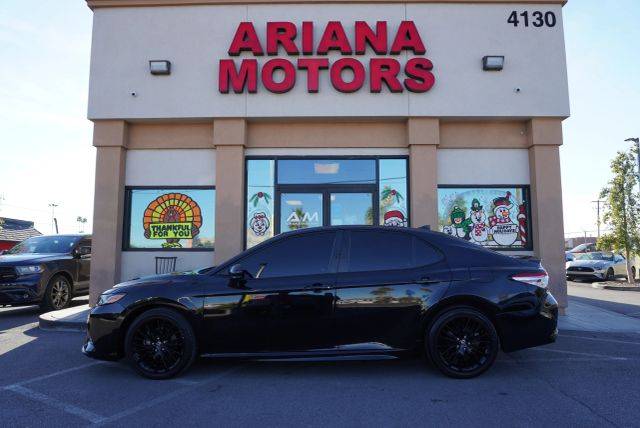 2020 Toyota Camry SE Nightshade FWD photo