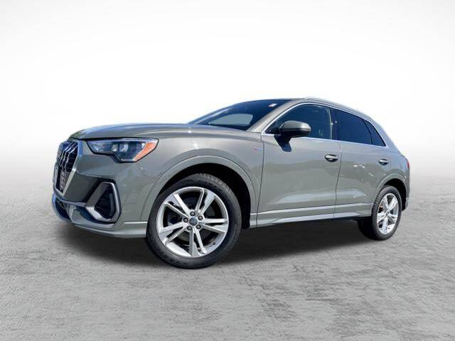 2020 Audi Q3 S line Premium AWD photo