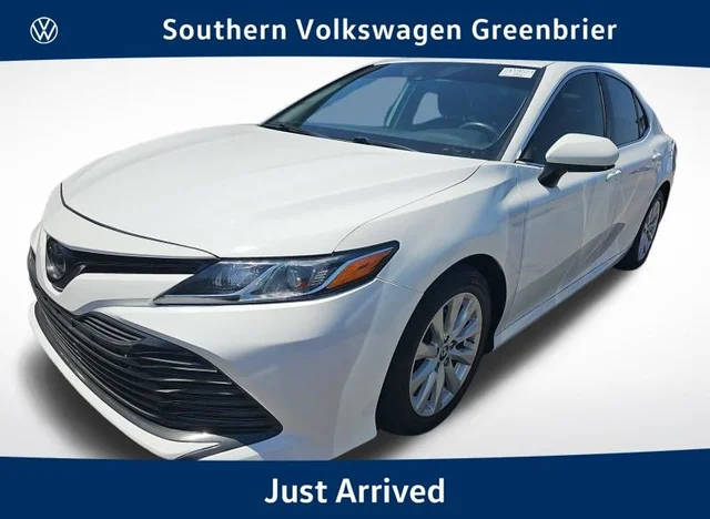 2019 Toyota Camry LE FWD photo