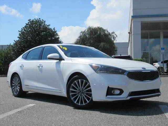 2019 Kia Cadenza Premium FWD photo