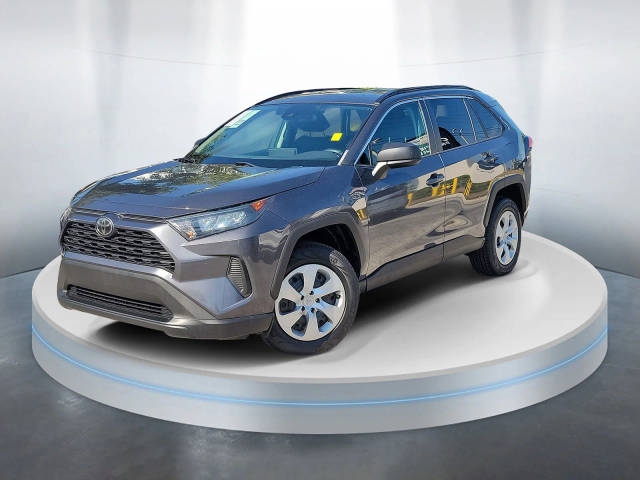 2019 Toyota RAV4 LE FWD photo