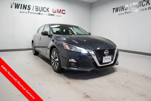 2020 Nissan Altima 2.5 SV AWD photo