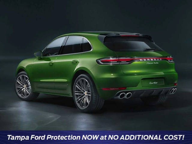 2020 Porsche Macan Turbo AWD photo