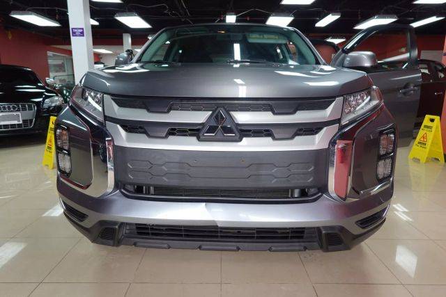 2020 Mitsubishi Outlander Sport ES 2.0 FWD photo