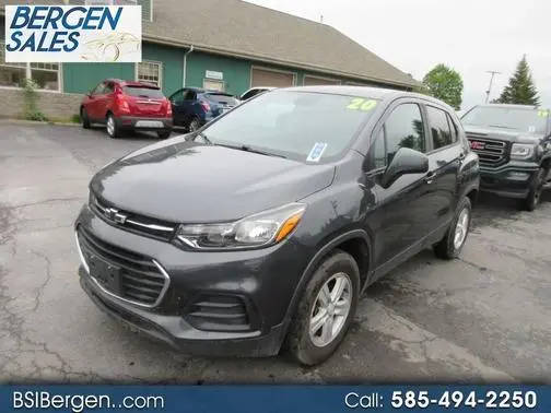 2020 Chevrolet Trax LS AWD photo