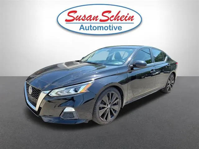 2020 Nissan Altima 2.5 SR FWD photo