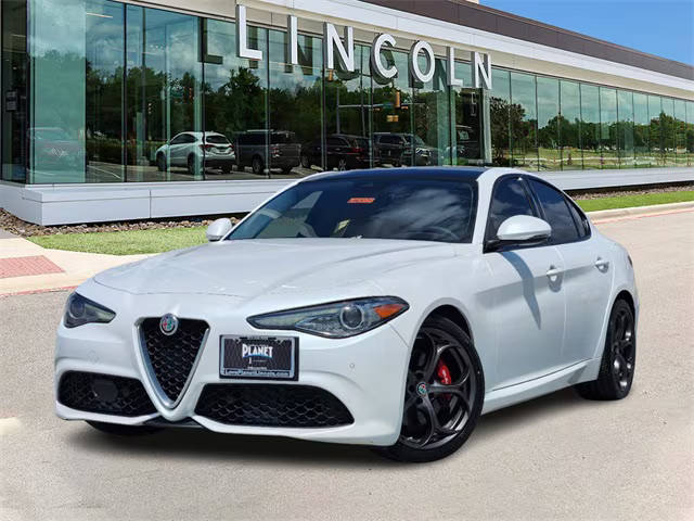 2019 Alfa Romeo Giulia Ti Sport RWD photo