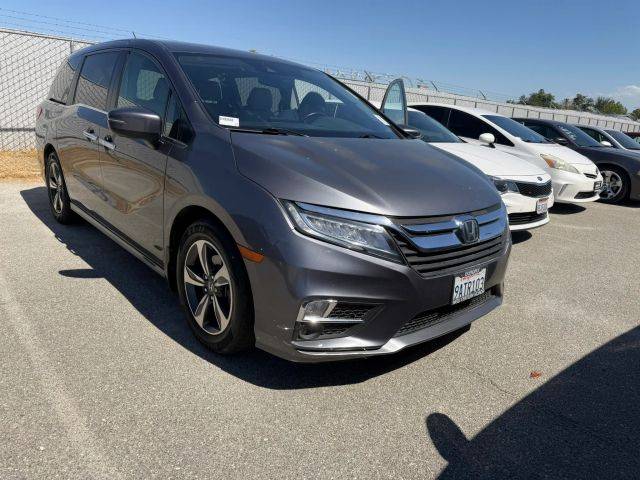 2020 Honda Odyssey Touring FWD photo