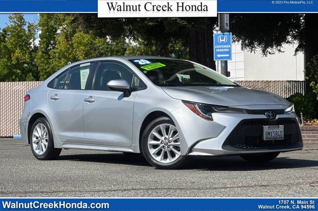 2020 Toyota Corolla LE FWD photo