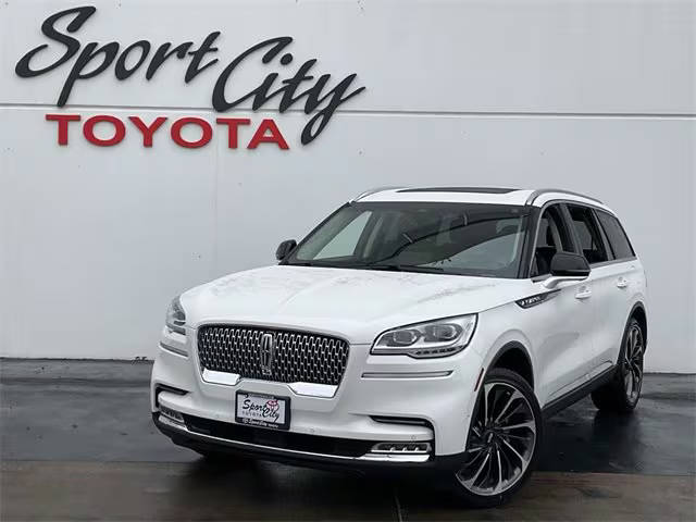 2020 Lincoln Aviator Reserve AWD photo