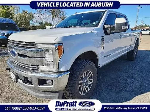 2019 Ford F-250 Super Duty LARIAT 4WD photo