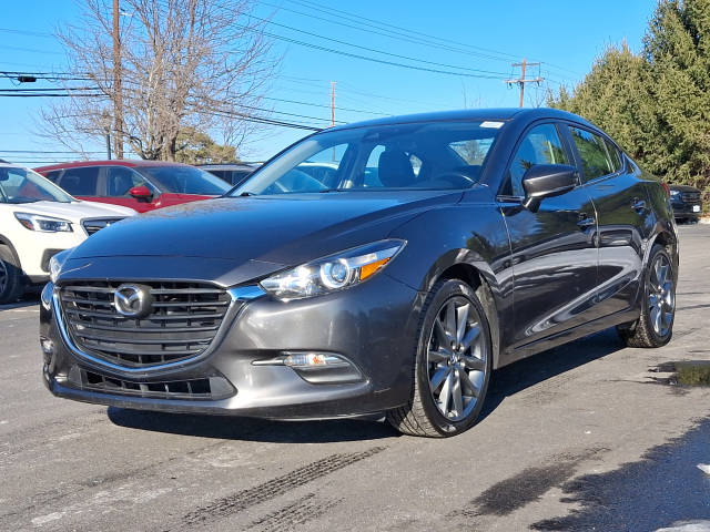 2018 Mazda 3 Touring FWD photo
