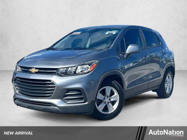 2020 Chevrolet Trax LS FWD photo