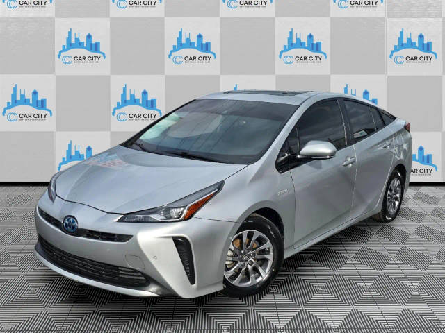 2020 Toyota Prius Limited FWD photo
