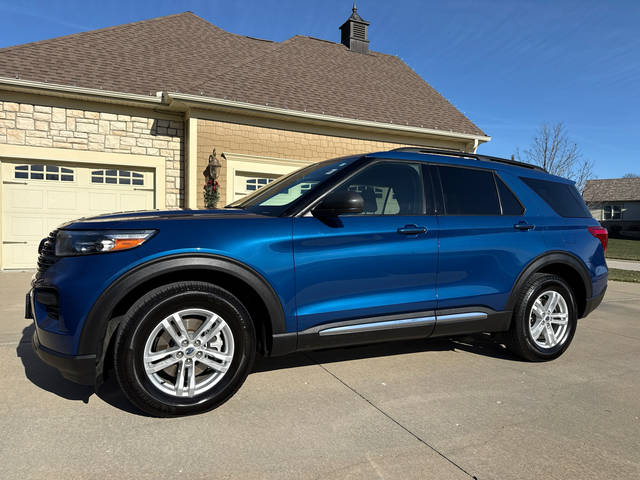 2020 Ford Explorer XLT 4WD photo