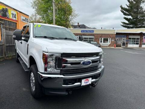 2019 Ford F-250 Super Duty XL 4WD photo