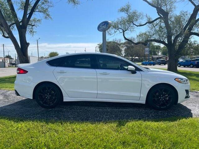 2020 Ford Fusion SE FWD photo