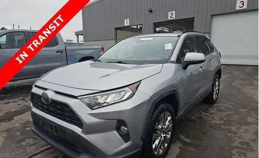 2019 Toyota RAV4 XLE Premium FWD photo