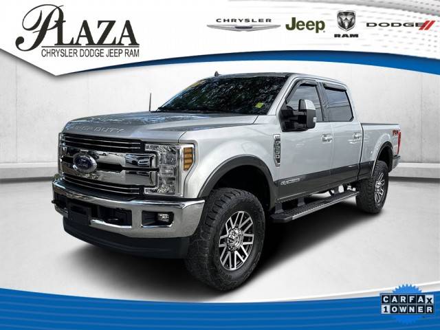 2019 Ford F-250 Super Duty LARIAT 4WD photo