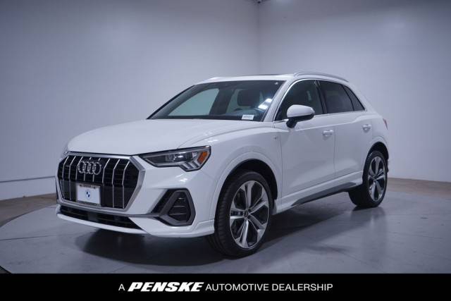 2019 Audi Q3 S line Premium Plus AWD photo