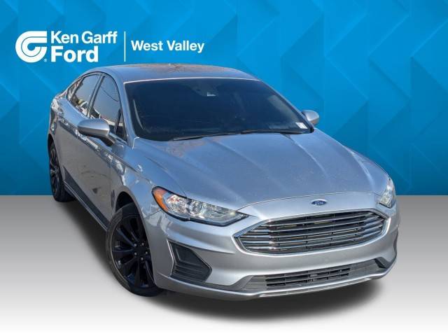 2020 Ford Fusion SE AWD photo