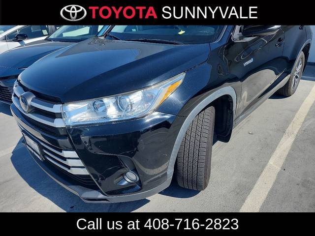 2019 Toyota Highlander Hybrid XLE AWD photo