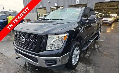 2019 Nissan Titan XD SV 4WD photo