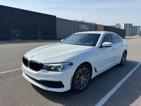 2020 BMW 5 Series 530i RWD photo