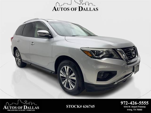 2018 Nissan Pathfinder SV 4WD photo